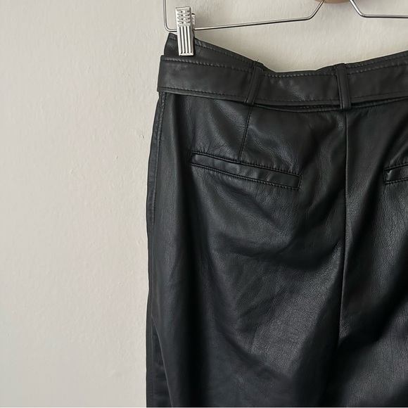 Aritzia Babaton Vegan Leather Fall Barrel Trouser Pant in Black Size 8 - Picture 9 of 12